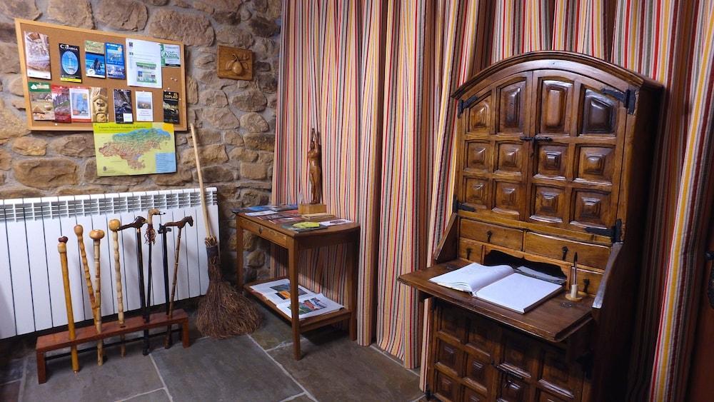 Arenas de Iguña Apartamentos Rurales Pedredo מראה חיצוני תמונה